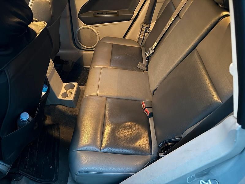 Silber Gebraucht 2009 Dodge Caliber SUV | 2.800 € - Bild 1/4