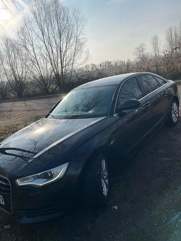 Gebraucht Audi A6 177 PS (130 kW) 2012 Schwarz Limousine
