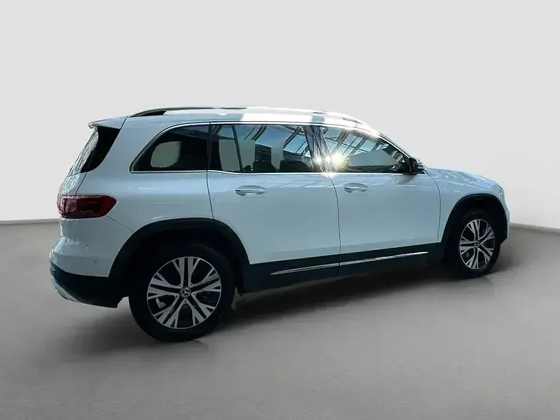 Gebraucht Mercedes GLB200 150 PS (110 kW) 2025 Weiß SUV
