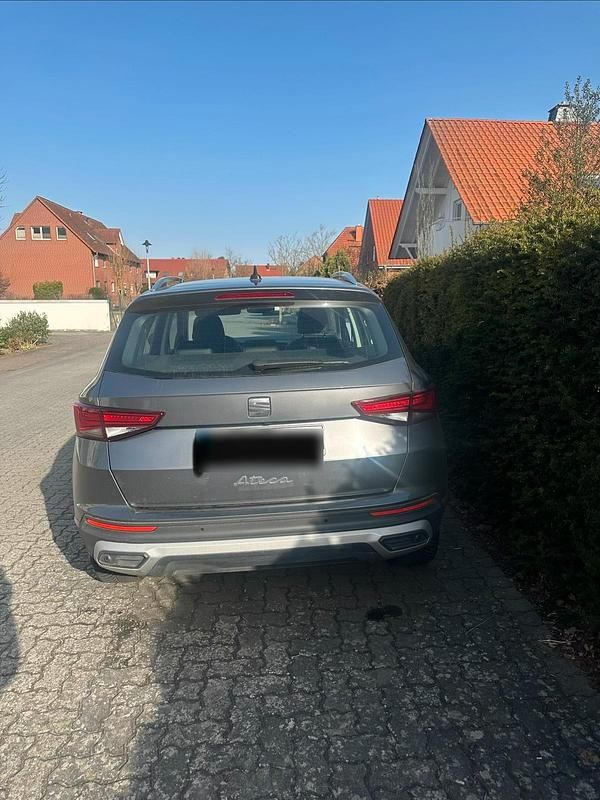 Gebraucht Seat Ateca Style 150 PS (110 kW) 2022 Grau SUV