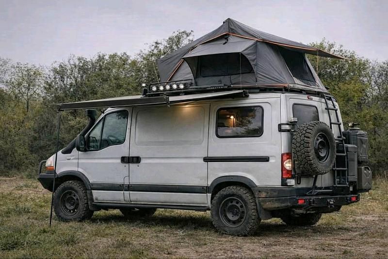 Second-hand Renault Master 85 CP (62 kW) 2005 Gri Monovolum