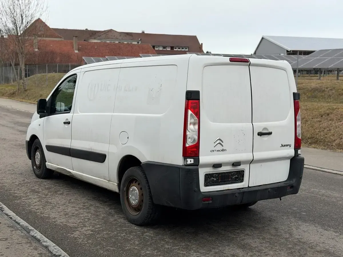 Usado Citroën Jumpy 128 HP (94 kW) 2016 Branco Monovolume