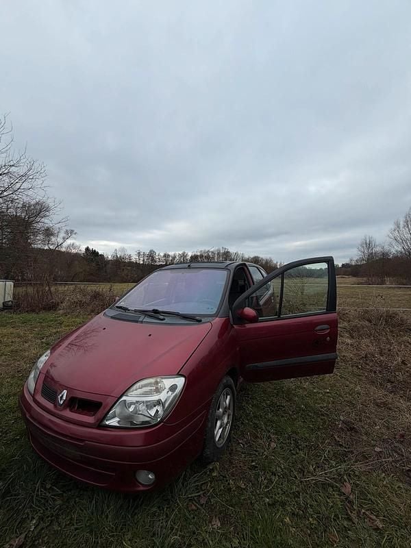 Gebraucht Renault Scénic 107 PS (78 kW) 2001 Rot Van / Kleinbus