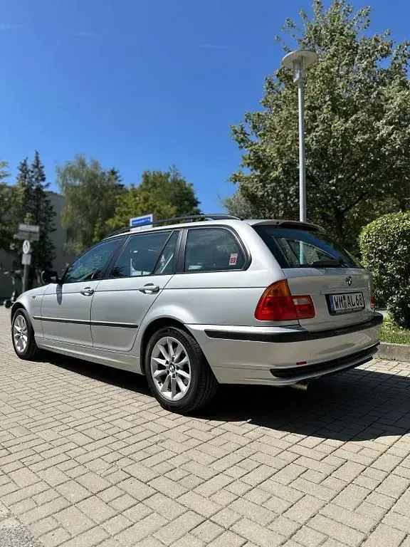 Gebraucht BMW 316 116 PS (85 kW) 2002 Silber Kombi