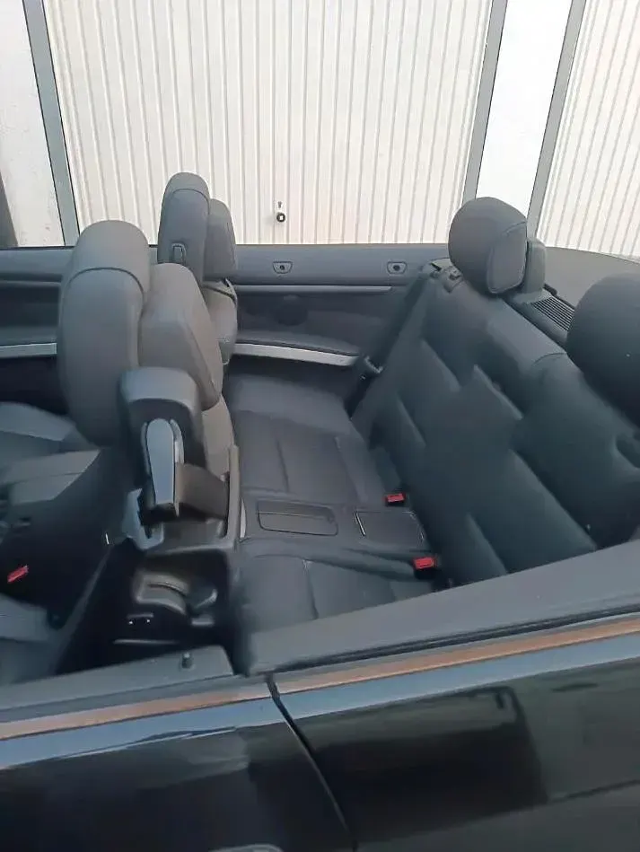 Gebraucht BMW 320 Cabriolet 170 PS (125 kW) 2009 Schwarz Cabrio