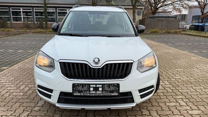 Gebraucht Skoda Yeti Active 110 PS (80 kW) 2015 Weiß SUV