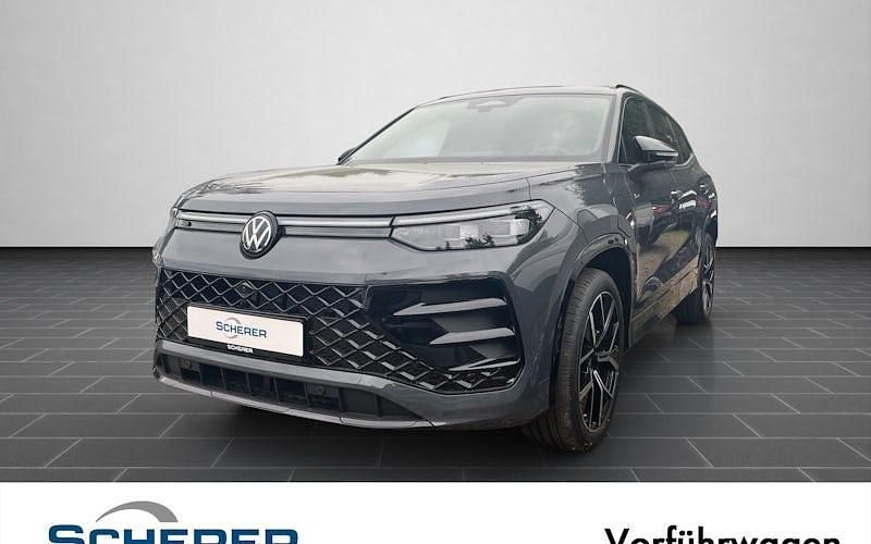Grau Gebraucht 2025 VW Tayron R-line SUV | 59.970 € (Superpreis) - Bild 1/2