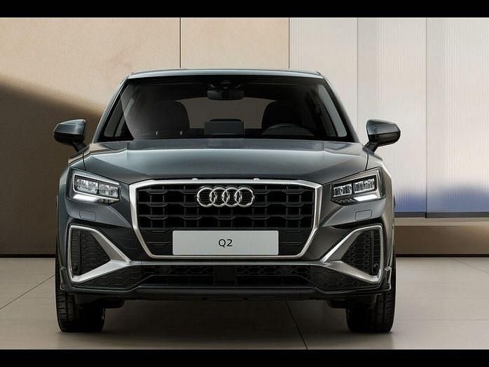 Neu Audi Q2 S-Line 150 PS (110 kW) 2026 Grau SUV