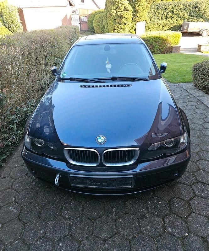 Gebraucht BMW 318 143 PS (105 kW) 2003 Blau Limousine