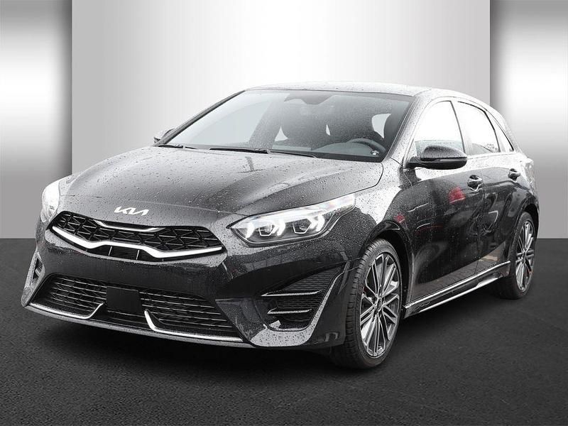Schwarz Neu 2025 Kia Ceed GT-Line Limousine | 29.970 € (Fairer Preis) - Bild 1/4