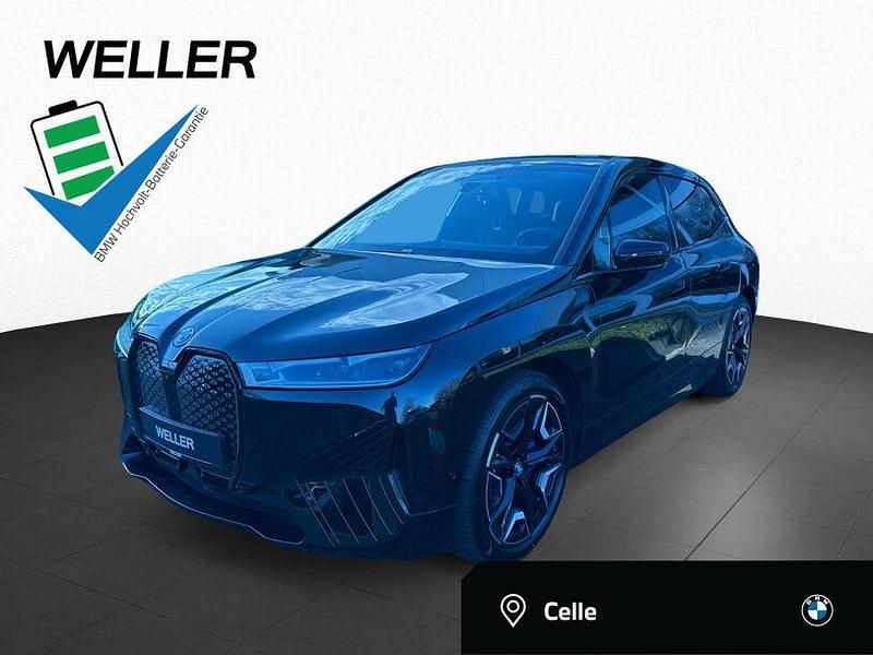 Saphirschwarz (schwarz) Gebraucht 2023 BMW iX Sport Line SUV | 46.950 € (Guter Preis) - Bild 1/3