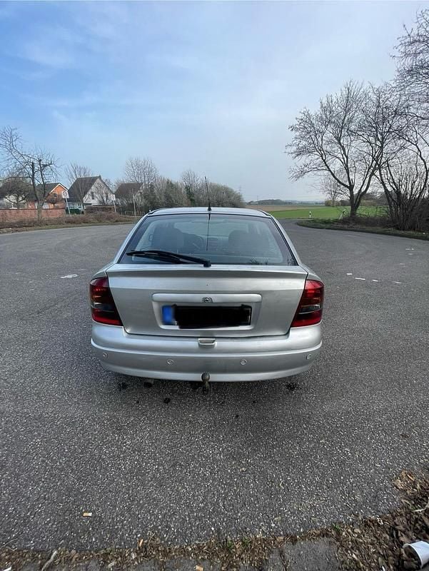Gebraucht Opel Astra Comfort 101 PS (74 kW) 2002 Grau Limousine