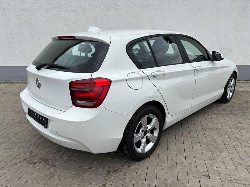 Gebraucht BMW 114 95 PS (69 kW) 2014 Weiß Kleinwagen