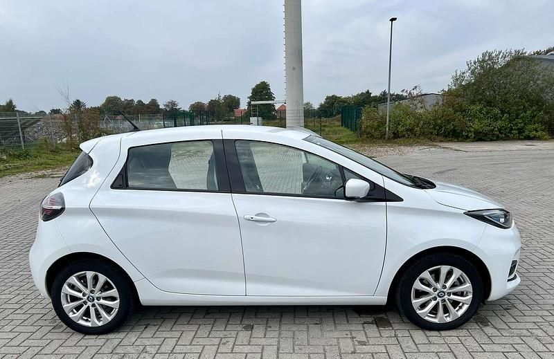 Gebraucht Renault Zoe Experience 50 kW (69 PS) 2020 Weiß Kleinwagen