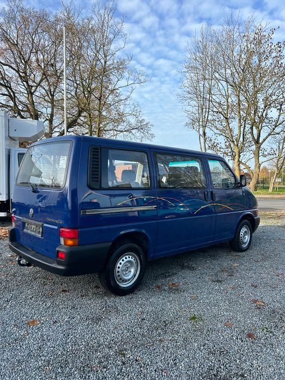 Gebraucht VW T4 77 PS (56 kW) 1996 Blau Van