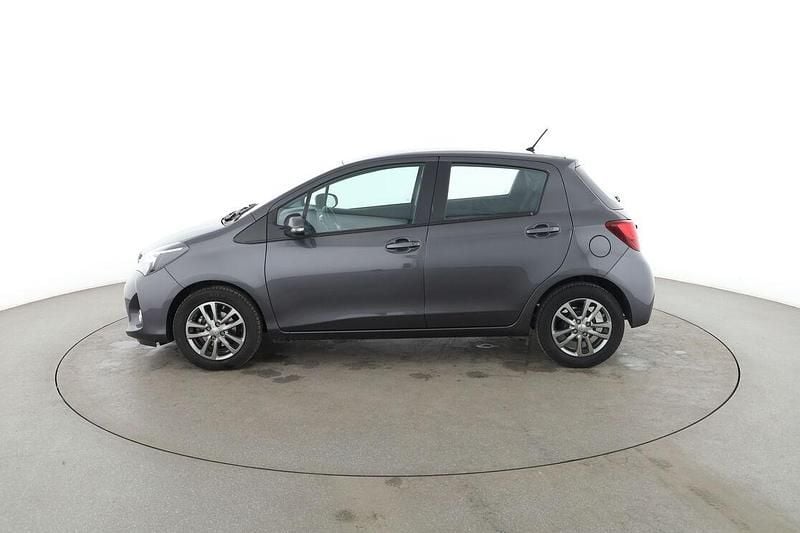 Gebraucht Toyota Yaris Comfort 69 PS (50 kW) 2015 Grau Limousine