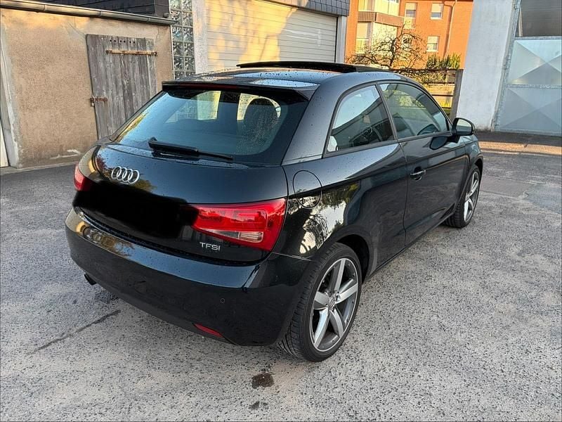 Usata Audi A1 86 CV (63 kW) 2011 Nero Utilitaria