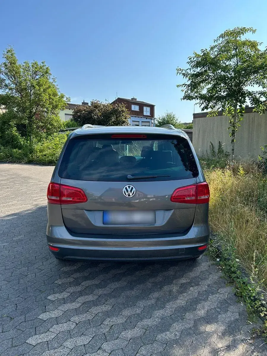 Gebraucht VW Sharan Highline 150 PS (110 kW) 2010 Grau Van / Kleinbus