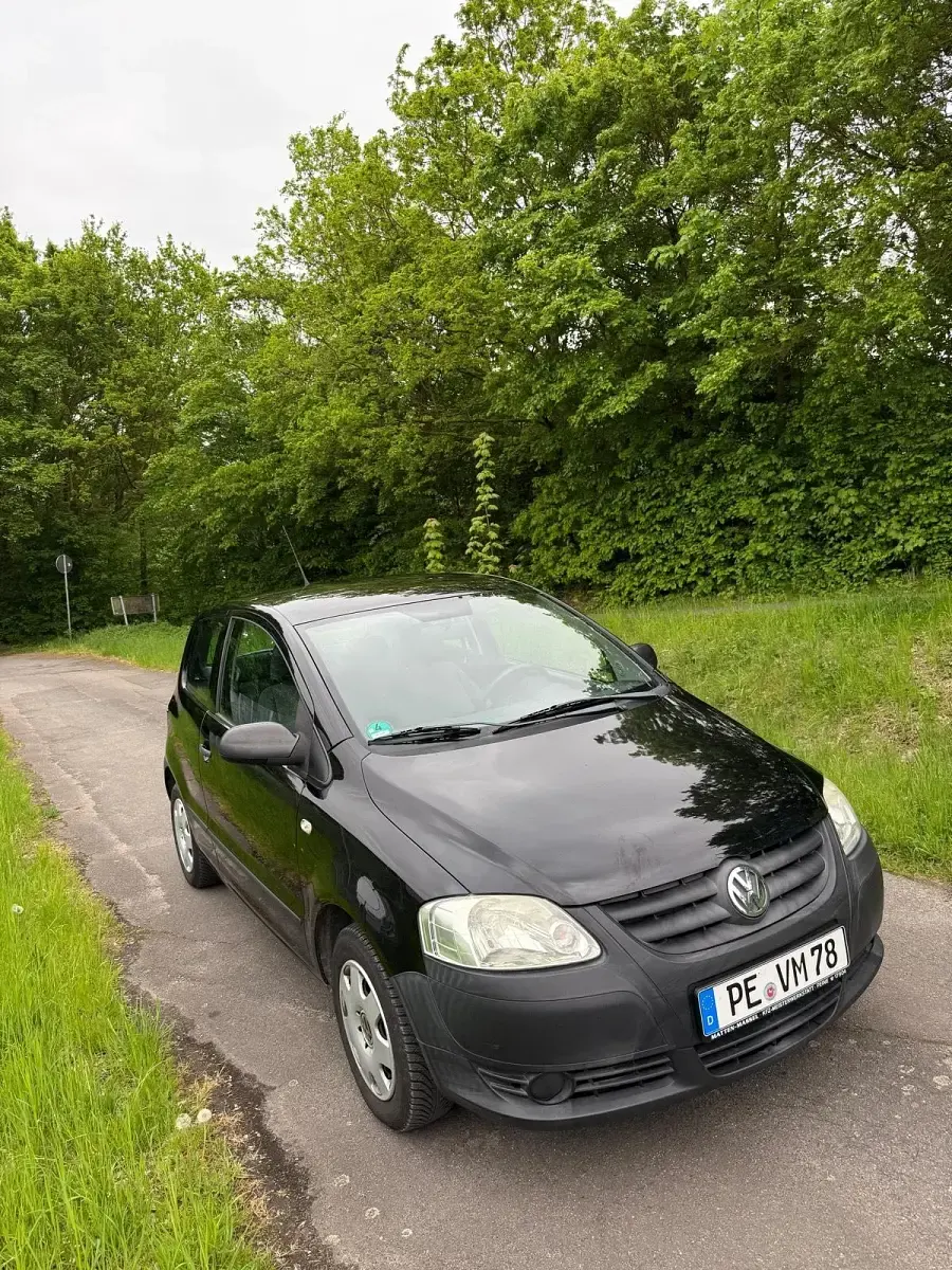Używany VW Fox 60 KM (44 kW) 2011 Czarny Hatchback