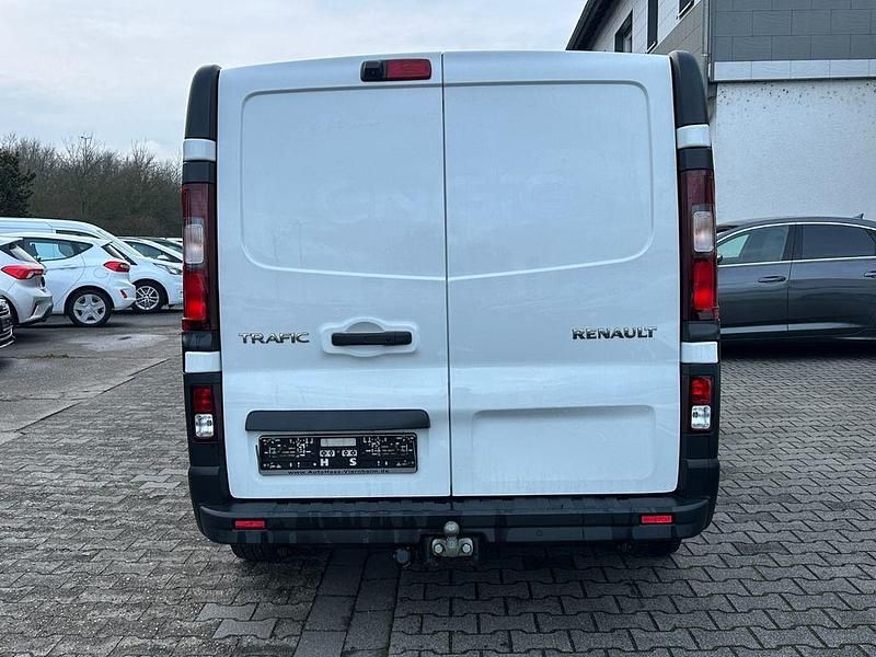 Gebraucht Renault Trafic 125 PS (91 kW) 2019 Weiß Van / Kleinbus