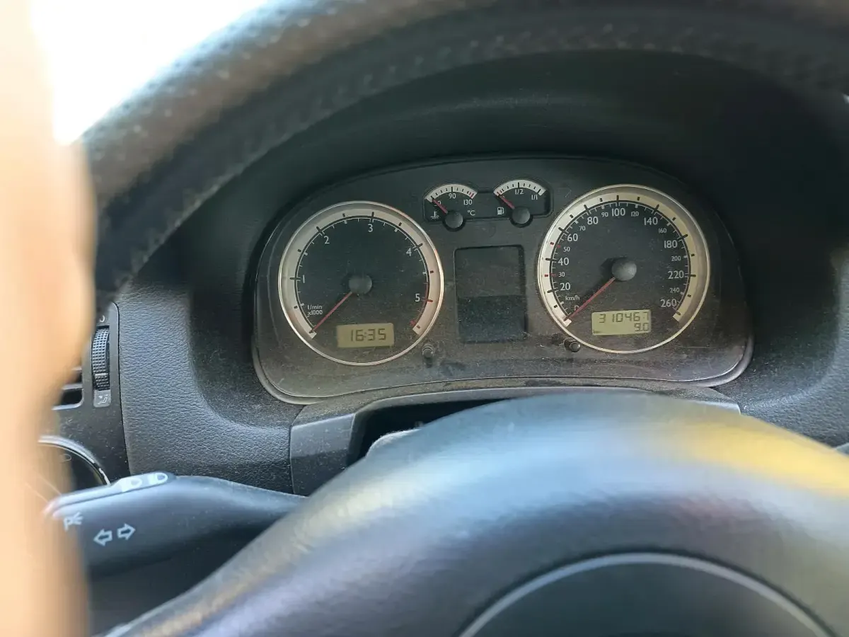 Second-hand VW Bora 131 CP (96 kW) 2003 Break