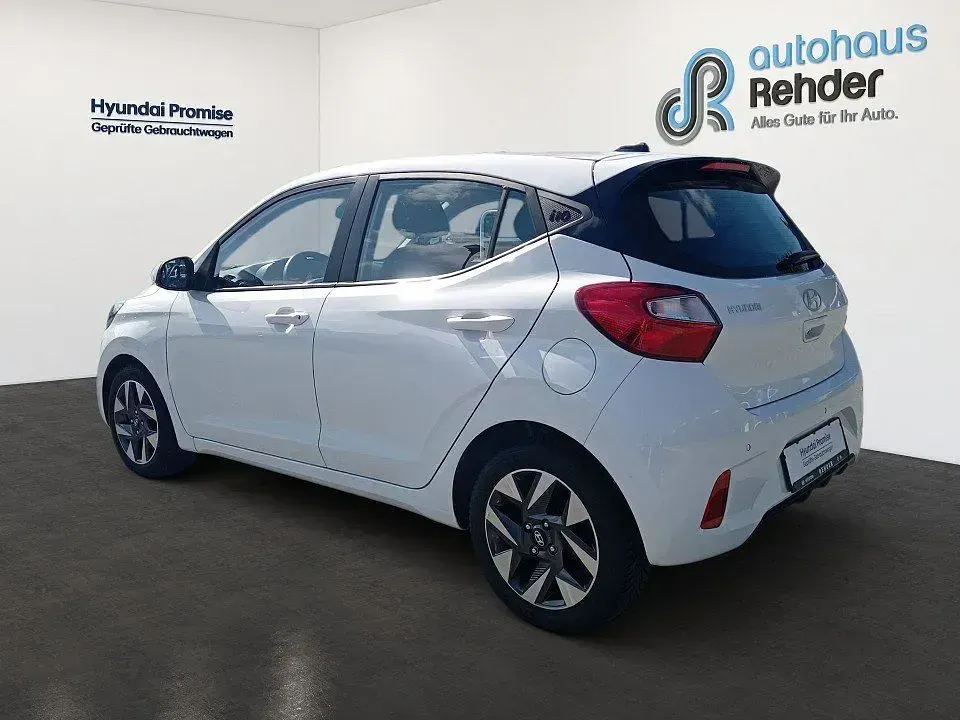 Gebraucht Hyundai i10 Trend 63 PS (46 kW) 2025 Weiß Kleinwagen