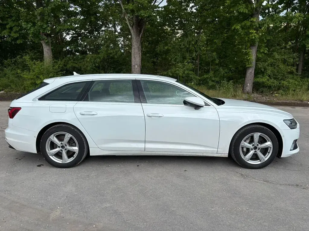 Gebraucht Audi A6 Sport 299 PS (219 kW) 2022 Ibisweiss Kombi
