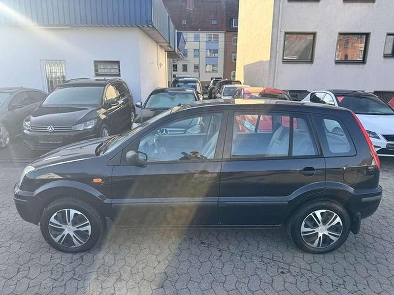Gebraucht Ford Fusion 101 PS (74 kW) 2004 Schwarz Kleinwagen