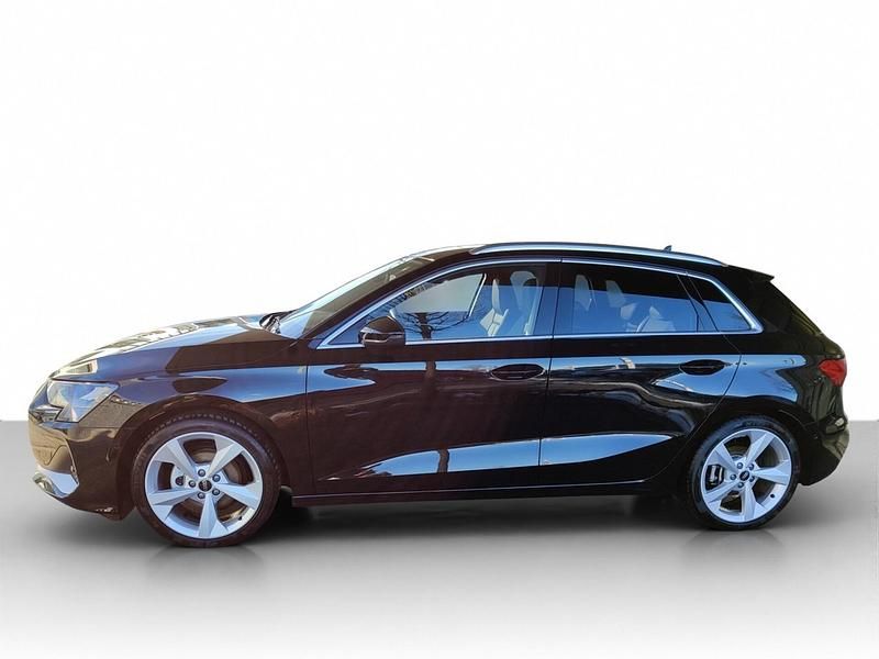 Second-hand Audi A3 Advanced 150 CP (110 kW) 2024 Negru Berlinǎ