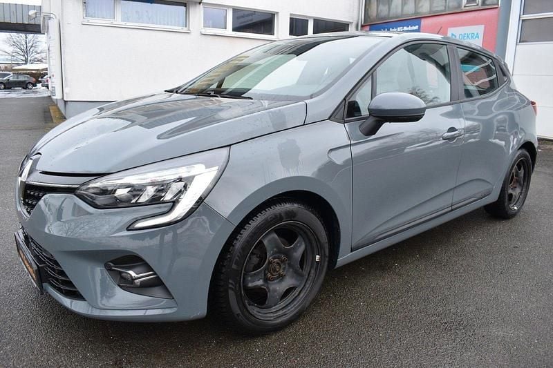 Grau Gebraucht 2022 Renault Clio V Business Kleinwagen | 11.800 € (Superpreis) - Bild 1/4