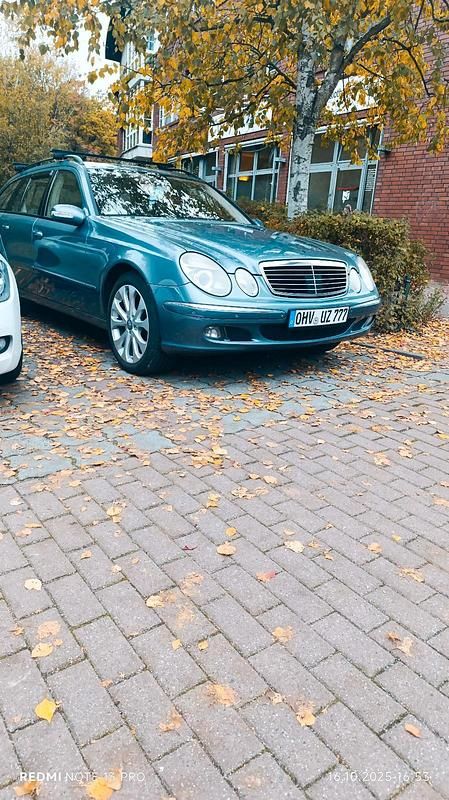 Blau Gebraucht 2004 Mercedes 320 Kombi | 3.800 € - Bild 1/4