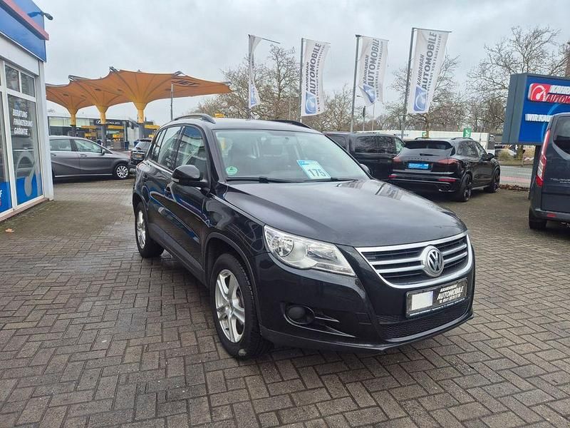 Gebraucht VW Tiguan Trendline 150 PS (110 kW) 2011 Schwarz SUV