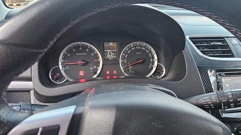 Gebraucht Suzuki Swift X-TRA 94 PS (69 kW) 2016 Schwarz Kleinwagen