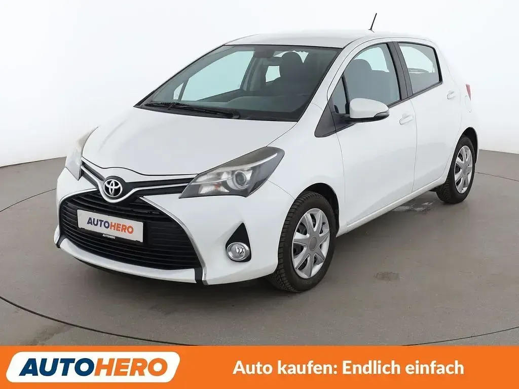 Gebraucht Toyota Yaris Comfort 99 PS (72 kW) 2015 Kleinwagen