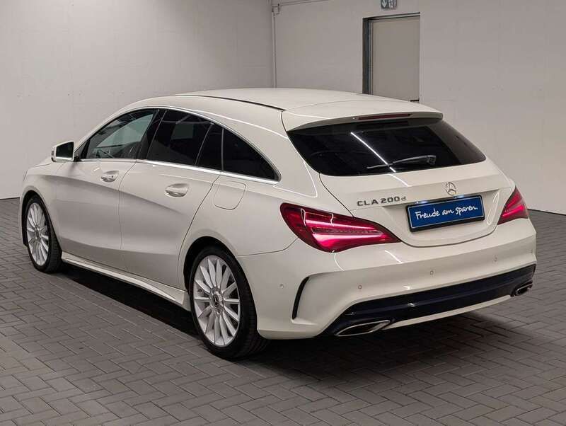 Gebraucht Mercedes CLA200 AMG line 136 PS (100 kW) 2017 Calcitweiss Kombi