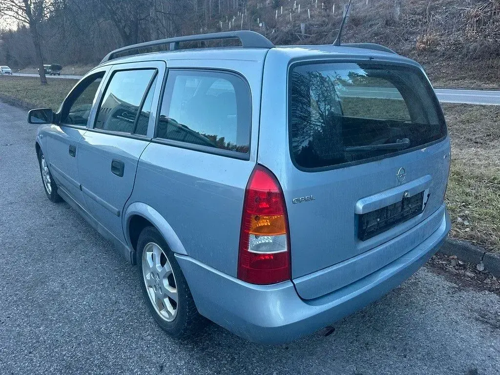Gebraucht Opel Astra Selection 84 PS (61 kW) 2001 Grau Limousine