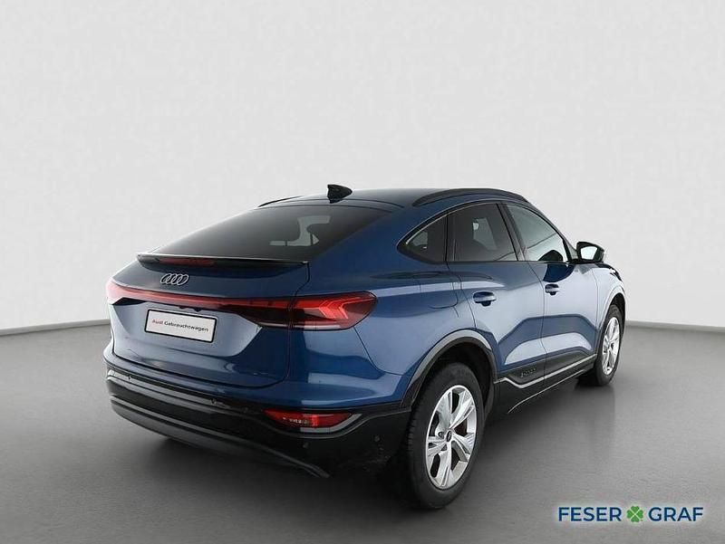 Gebraucht Audi Q6 Sportback e-tron Ambiente 185 kW (252 PS) 2025 Ascariblau metallic SUV