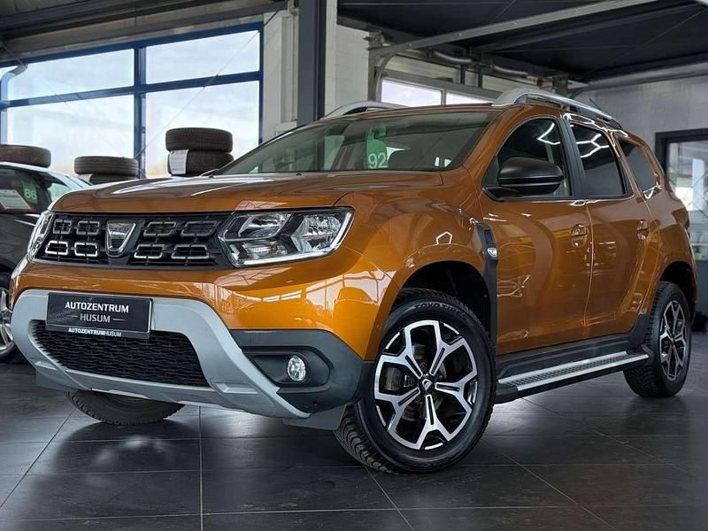 Gebraucht Dacia Duster Prestige 131 PS (96 kW) 2021 Orange SUV