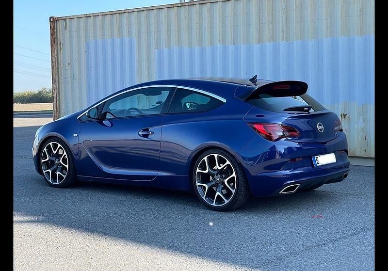 Gebraucht Opel Astra GTC OPC 280 PS (205 kW) 2013 Blau Limousine