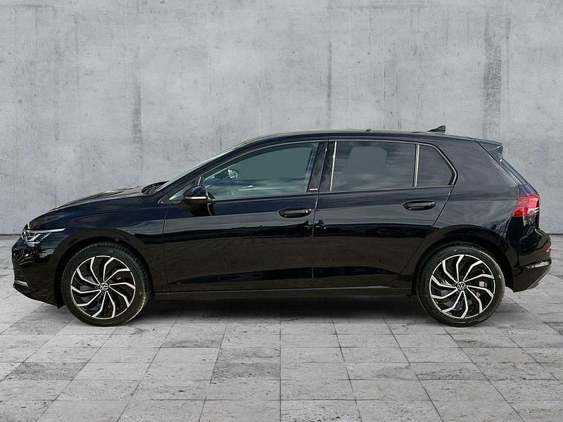 Gebraucht VW Golf VIII Move 150 PS (110 kW) 2023 Schwarz Limousine