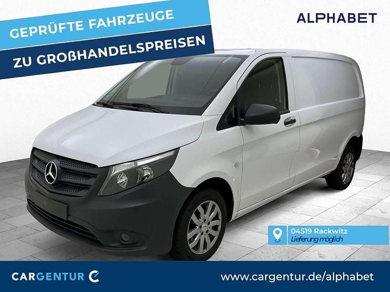Bergkristallweiß (metallic) Gebraucht 2020 Mercedes Vito Van / Kleinbus | 22.207 € (Superpreis) - Bild 1/1