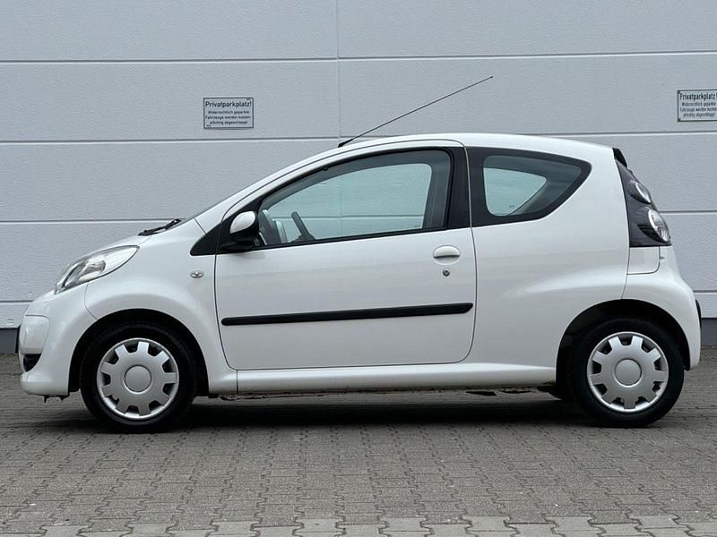 Gebraucht Citroën C1 Chic 68 PS (50 kW) 2010 Weiß Kleinwagen