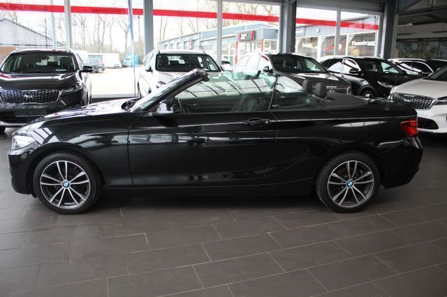 Gebraucht BMW 218 Sport Line 136 PS (100 kW) 2019 Schwarz Cabrio