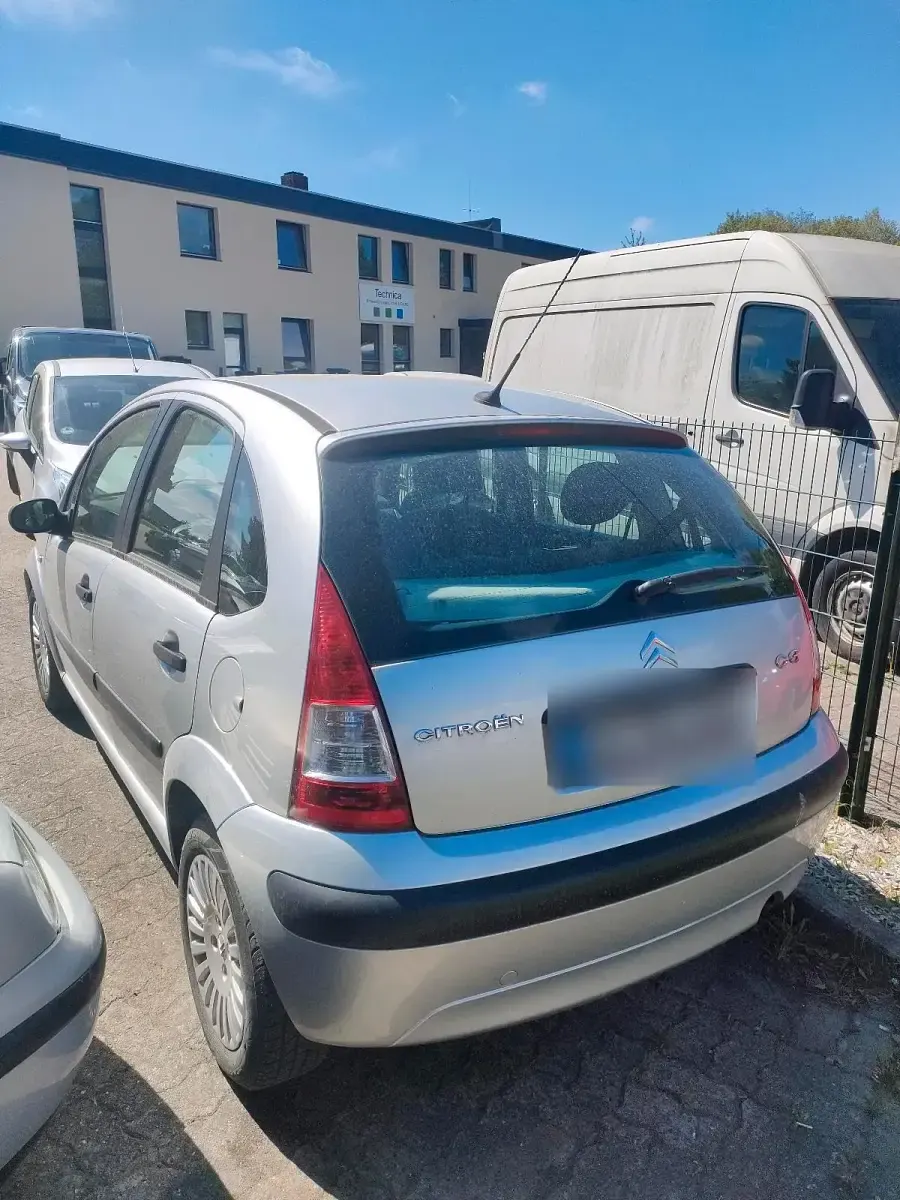 Gebraucht Citroën C3 75 PS (55 kW) 2008 Silber Kleinwagen