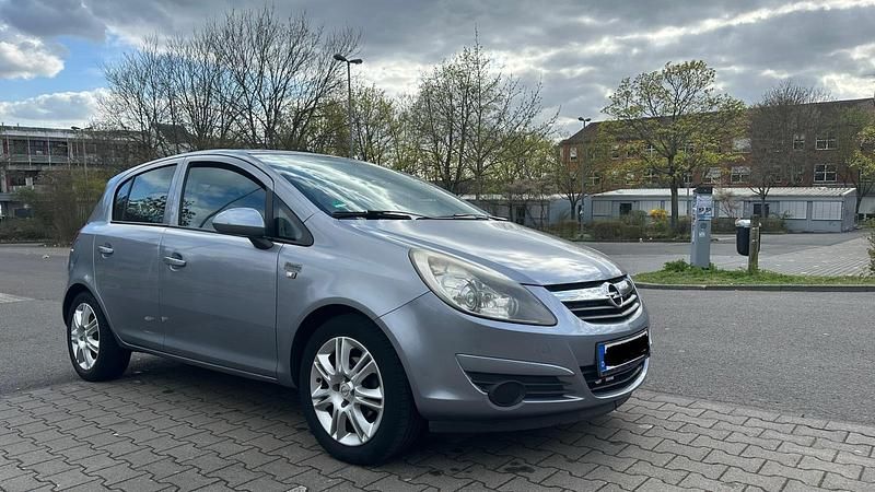 Gebraucht Opel Corsa 80 PS (58 kW) 2008 Silber Kleinwagen