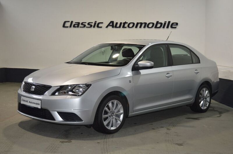 Silber Gebraucht 2014 Seat Toledo Reference Limousine | 7.990 € (Fairer Preis) - Bild 1/4