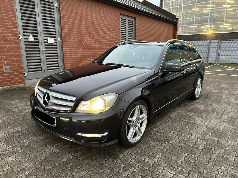 Schwarz Gebraucht 2013 Mercedes C220 AMG Kombi | 6.000 € (Fairer Preis) - Bild 1/4