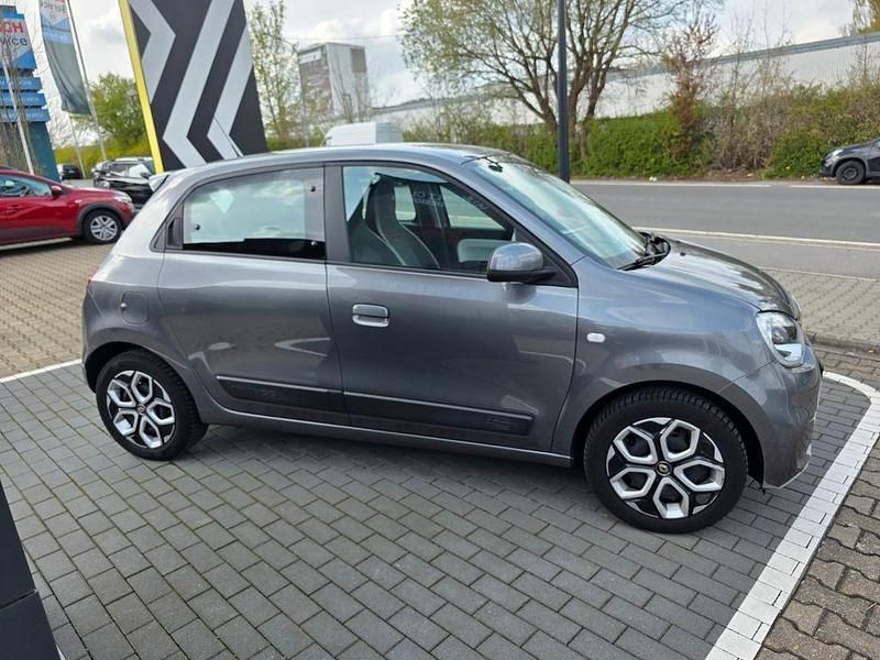 Gebraucht Renault Twingo LIMITED 65 PS (47 kW) 2021 Grau Kleinwagen