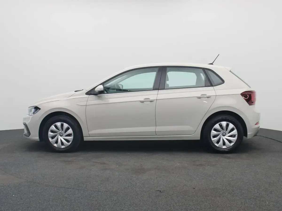 Gebraucht VW Polo Life 80 PS (58 kW) 2024 Ascotgrau Kleinwagen