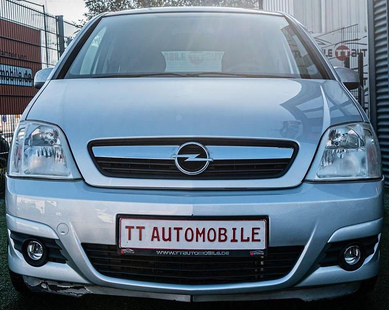 Gebraucht Opel Meriva Edition 90 PS (66 kW) 2009 Silber Van / Kleinbus